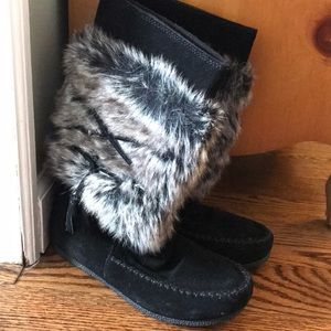 Minnetonka fur boots